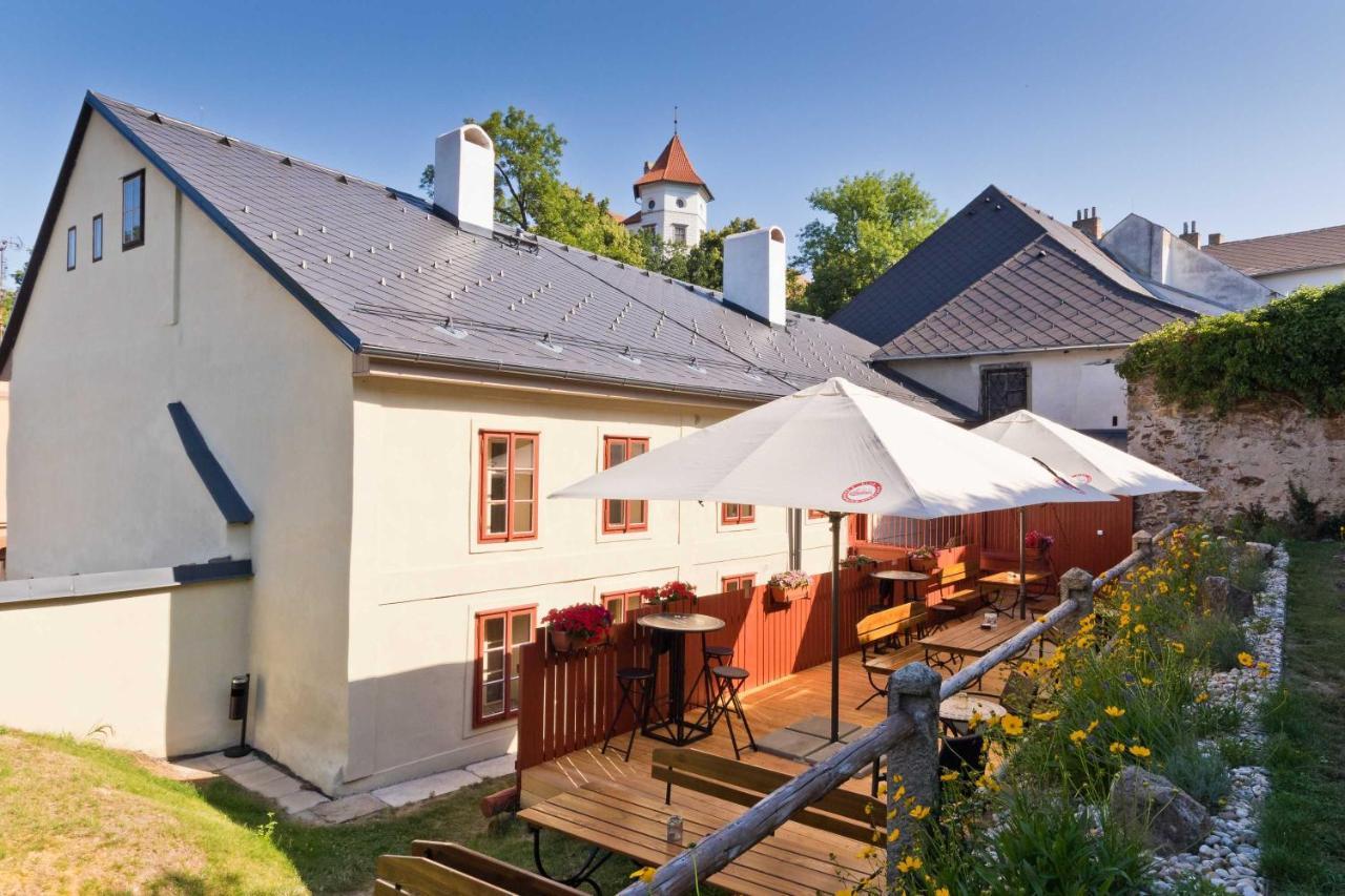 Mestansky Dum - Kulturni Pamatka Mlynska 119 Jindřichův Hradec Buitenkant foto
