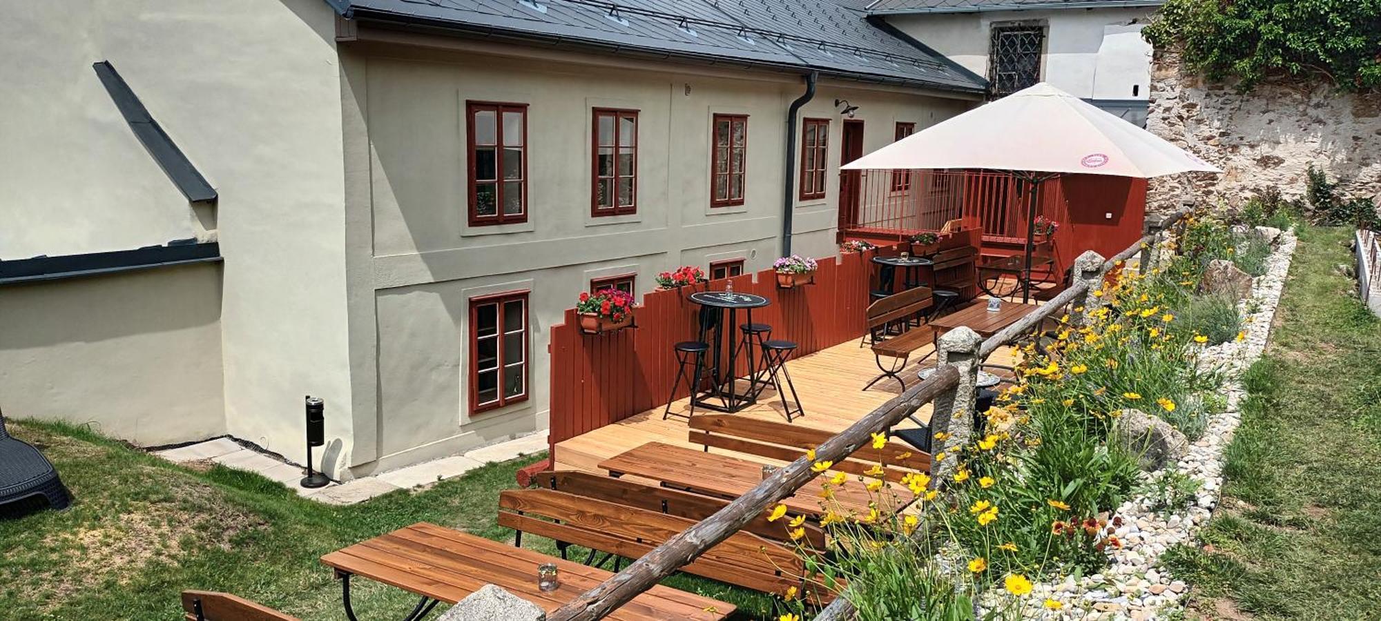 Mestansky Dum - Kulturni Pamatka Mlynska 119 Jindřichův Hradec Buitenkant foto